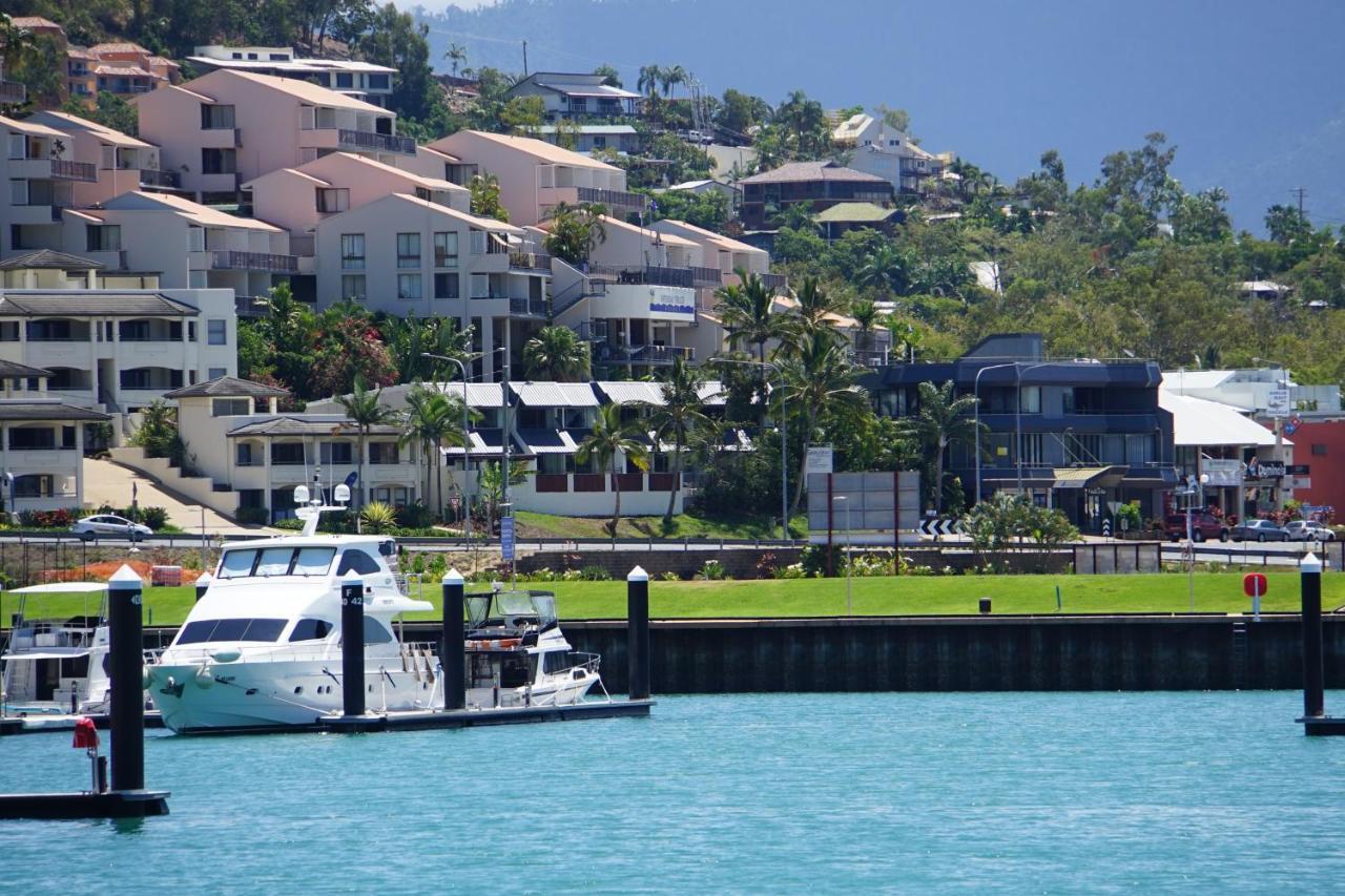 Airlie Seaview Apartments Airlie Beach Exterior foto